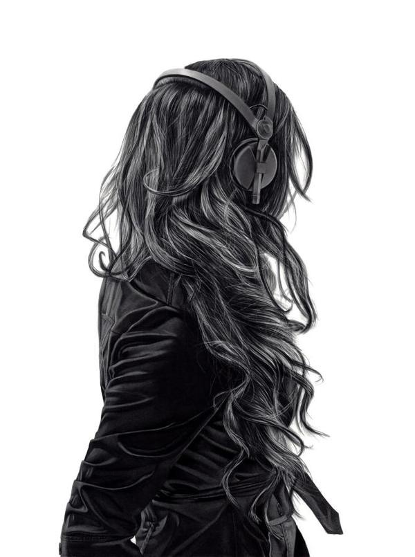 http://bldgwlf.com/wp content/uploads/2012/10/yannifloros 3.jpeg #hair #headphones #girl