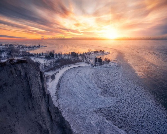 Beautiful Winter Landscapes in Canada by Joe Cantin