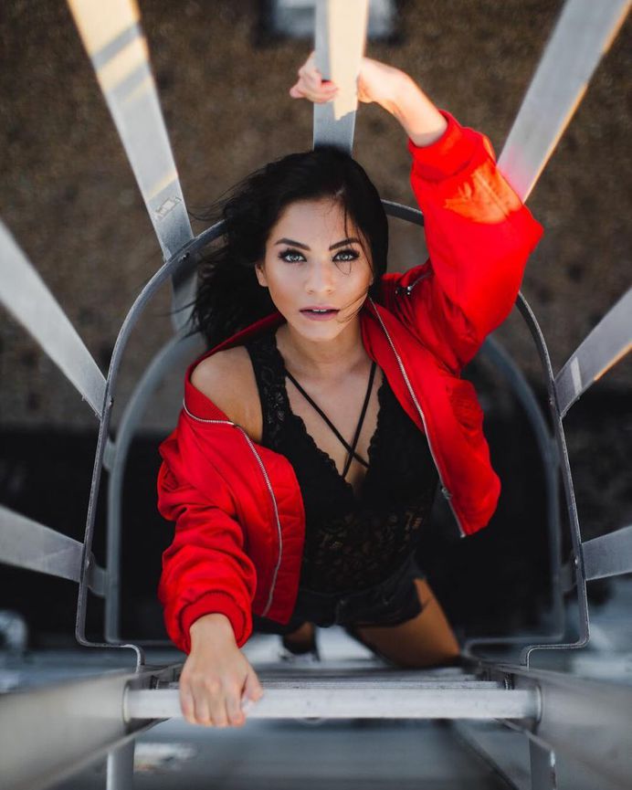 Gorgeous Lifestyle Portrait Photography by Duy Tran