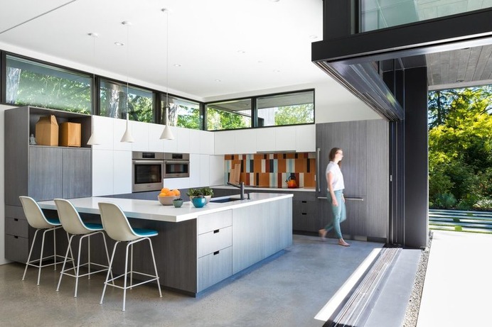 Practical Modern Home into the Semi-rural Environment: Combo House