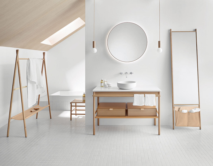 Mya Collection by Lievore Altherr