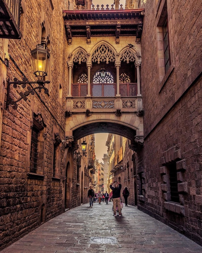 Travel and Urban Landscape Photography by Dorian Pellumbi