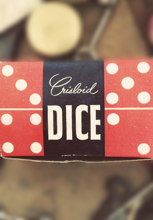 Type Hunting #packaging #mid #vintage #century #dice #typography
