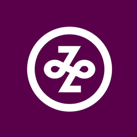 Zoom Photo
