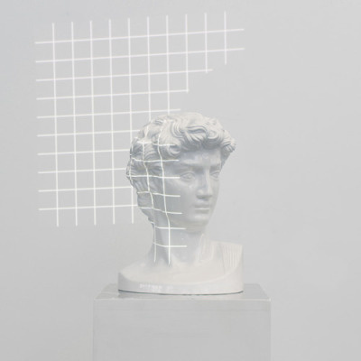 Free as a Bee #grid #statue