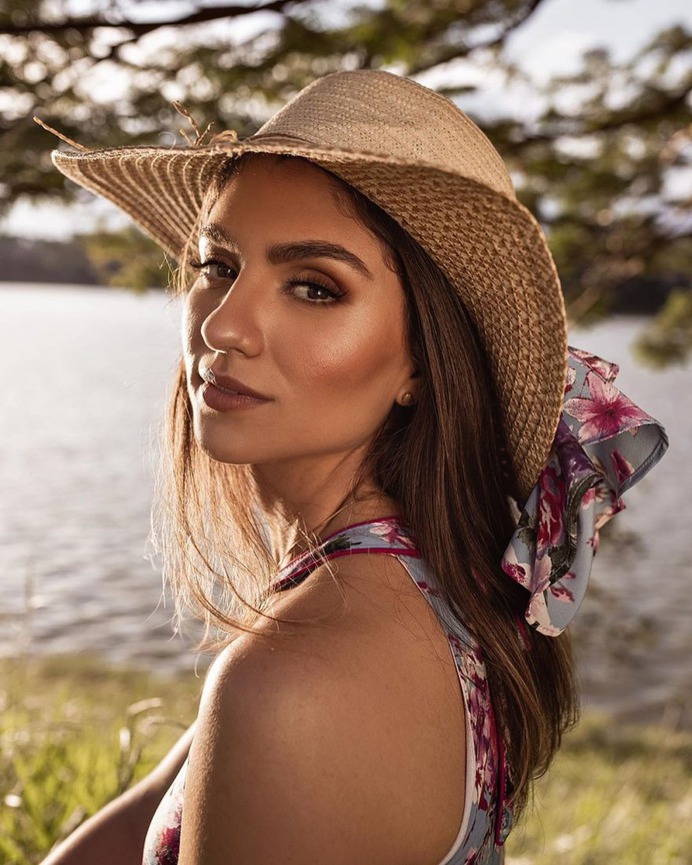 Gorgeous Female Portrait Photography by Karina Martins