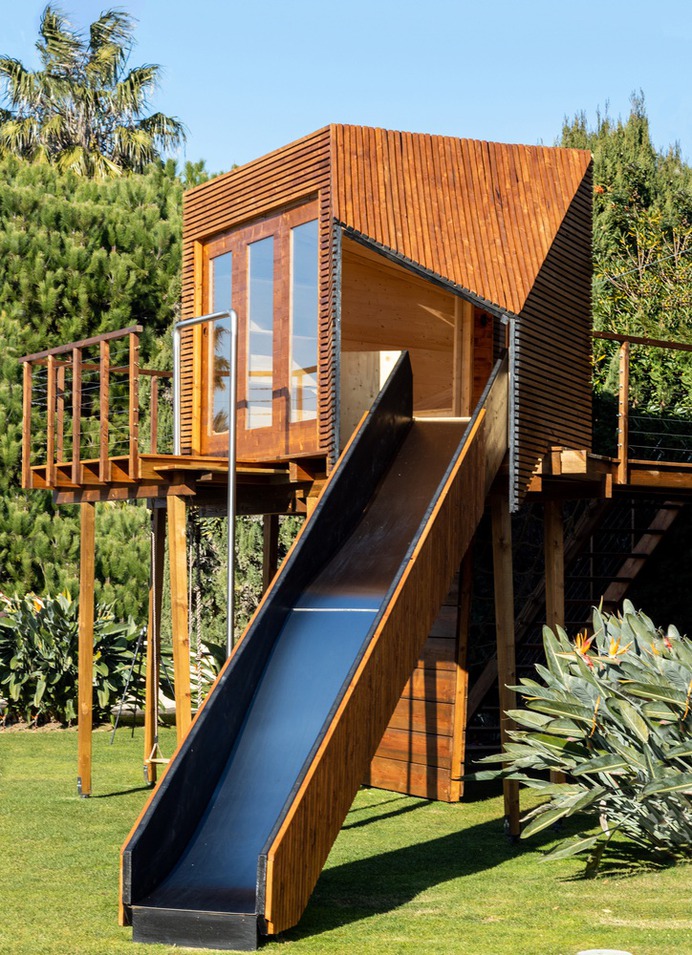 Cassiopeia Treehouse / Madeiguincho