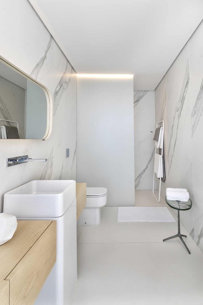 Old Shipping Containers Transformed Into a Modern and Minimalist House