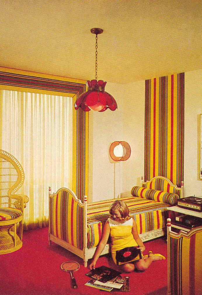 These zany interior design pictures prove that no decade was more colorful than the 1970s