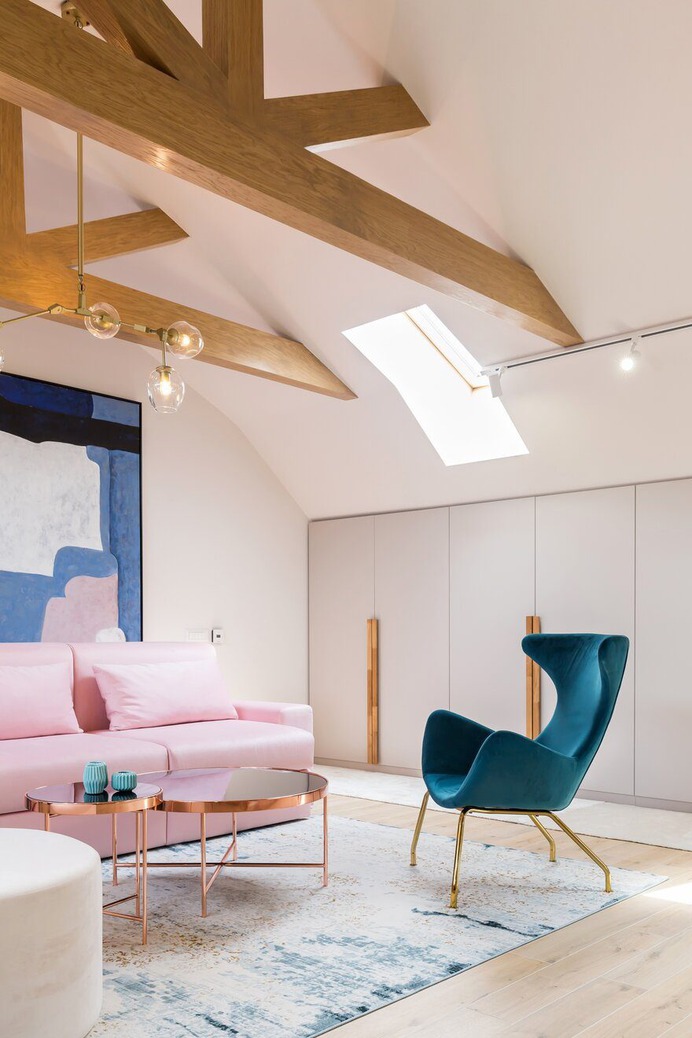 Pink Drops Attic / Jooca Studio