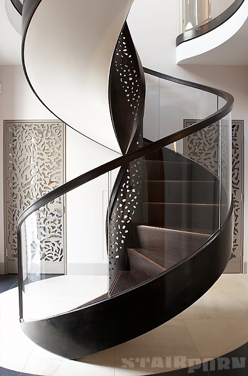 Tight Helical Curves