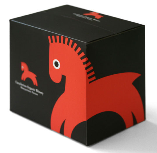 Cavalierino Box Extra Large #horse #packaging #box #wine #illustration