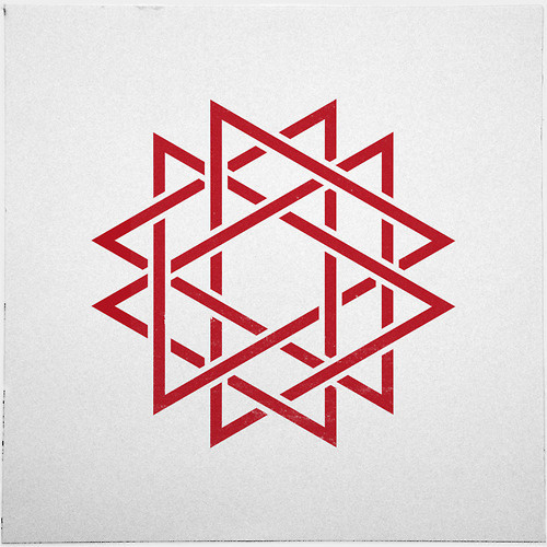 #382 Thorns – A new minimal geometric composition each day