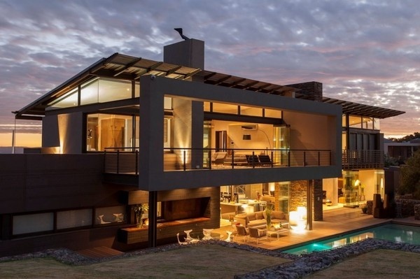 Encouraging Outdoor Living: Exquisite House Duk in South Africa #architecture