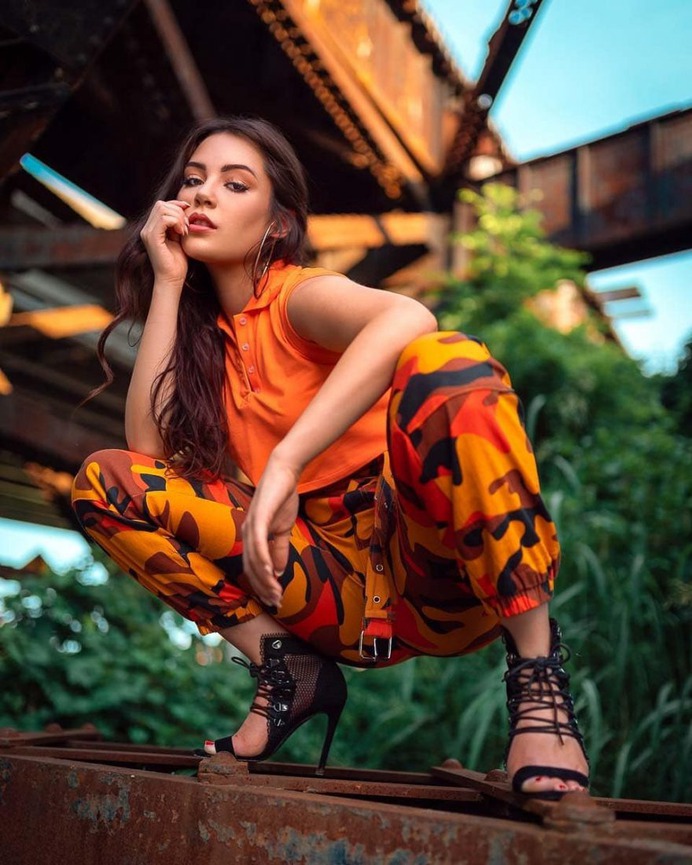 Vibrant Fashion and Street Style Photography by Ron Hautau
