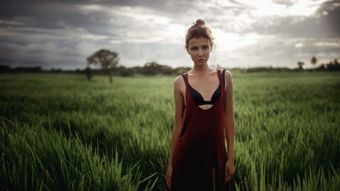 Amazing Female Portraits by Georgy Chernyadyev