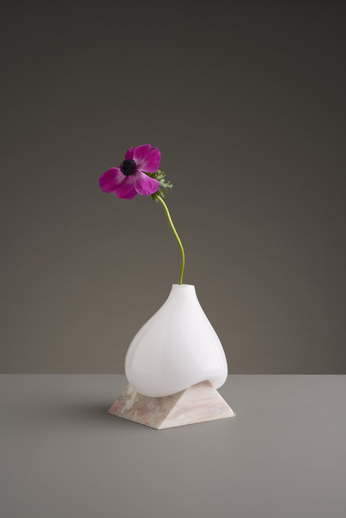 indefinite vases by studio E.O. Erik Olovsson design interior product modern miminal deconstruction vase flower flowers marble stone geometr