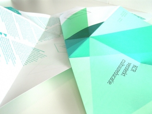 0 Por Ciento >> Espacio web especializado en grafismo #folds #paper #typography