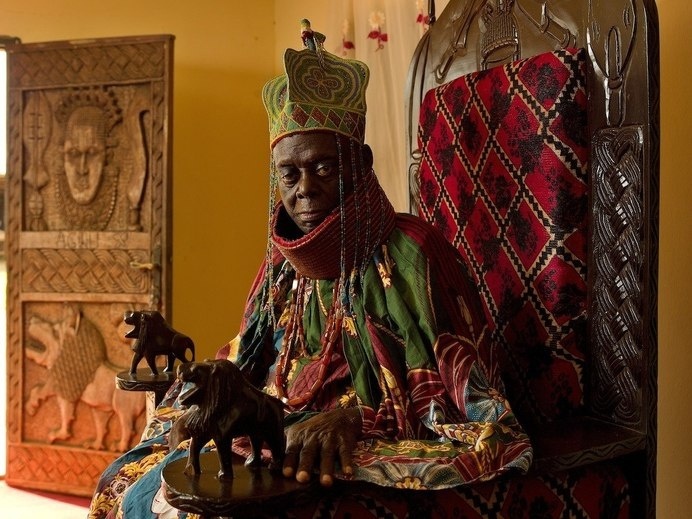 HRM Agbogidi Obi James Ikechukwu Anyasi II, Obi of Idumuje Unor #monarch #photography #nigerian #king