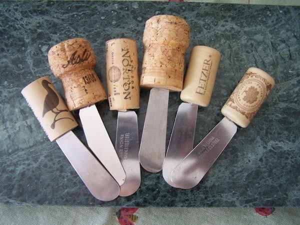 Homemade Wine Cork Crafts #cork #diy #wine