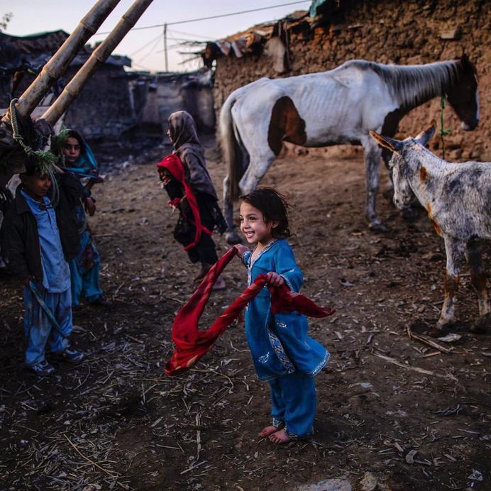 Afghan Refugee Children in Pakistan: Photojournalism by Muhammed Muheisen