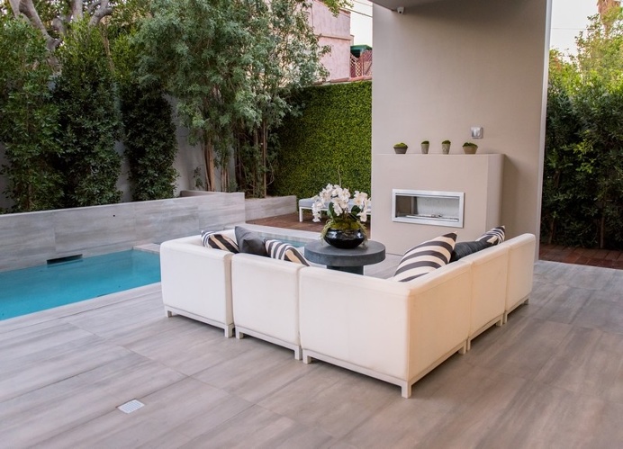 Modern Dream House in West Hollywood / Prime Five Homes
