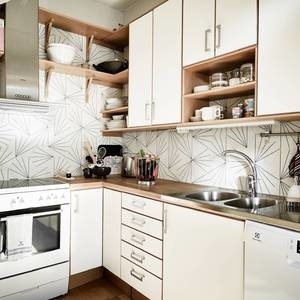 dandelion print tile
