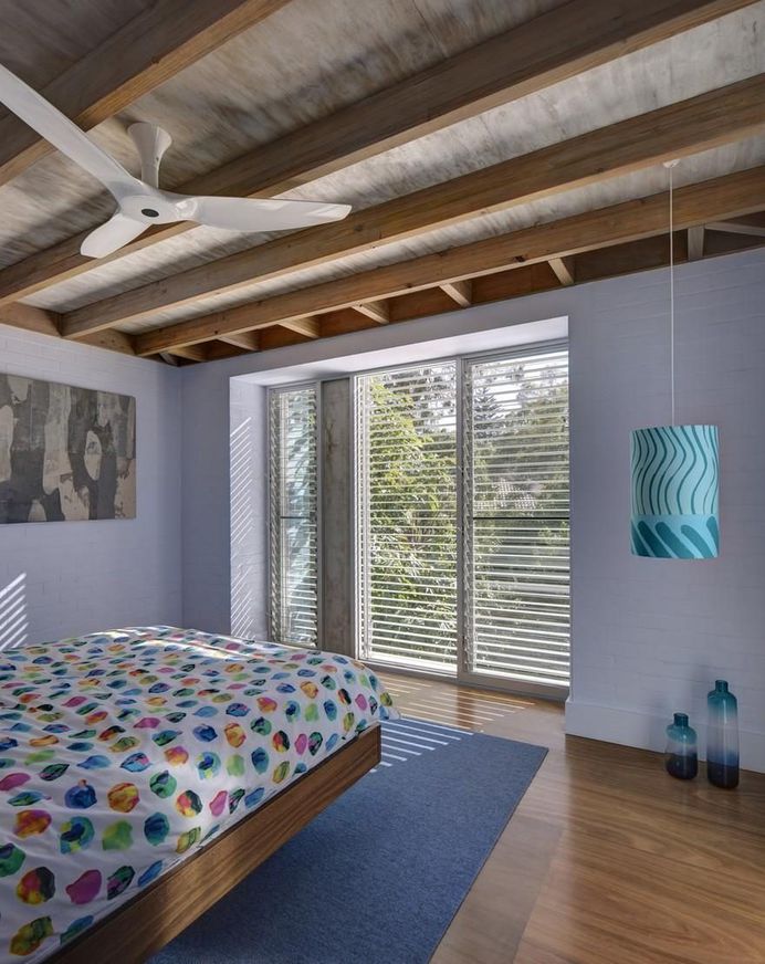 Old Weatherboard House in Sydney Gets Modern Addition 12