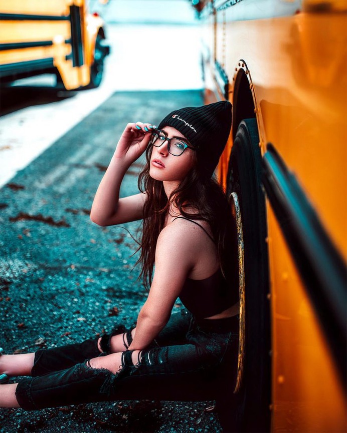 Marvelous Female Portrait Photography by Benjamin Szentpály