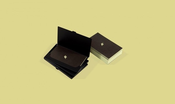 Personal Identity / Moritz Welker #logo #yellow #identity