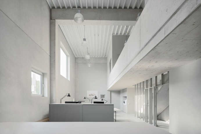 Club Traube by Hippmann Architects