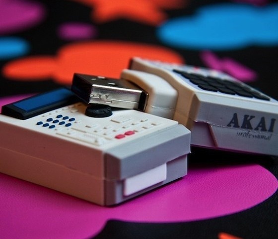 Akai MPC-2000XL USB #gadget