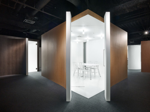 Spicebox Office by Nendo #interior #office #minimal #nendo