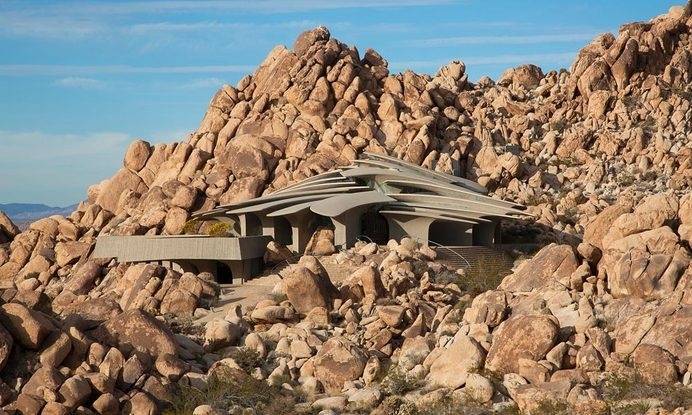 One With the Desert: Staggering Residence in Joshua Tree, California [Video] #architecture