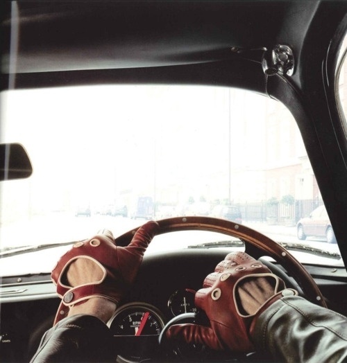 The Black Workshop #gloves #car