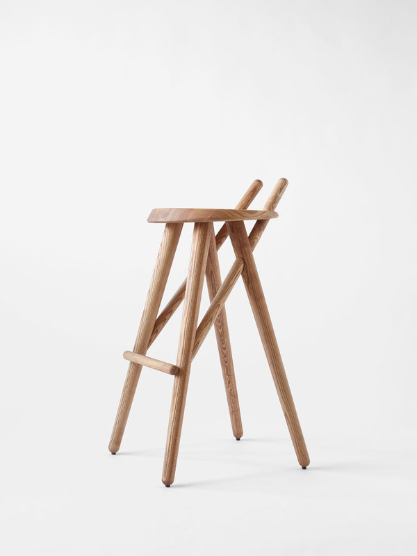 Barstool 02 – Matej Chabera #wood #chair