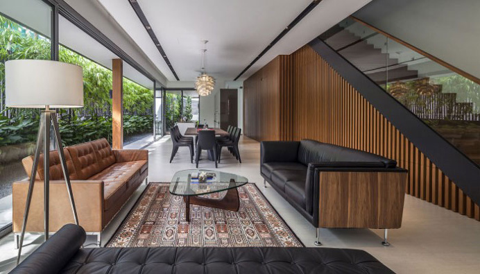 Sunny Side House by Wallflower