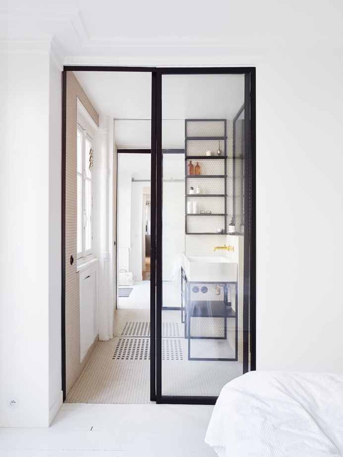 En suite. Hubert by Septembre. Photo by David Foessel. #ensuite #upspicks