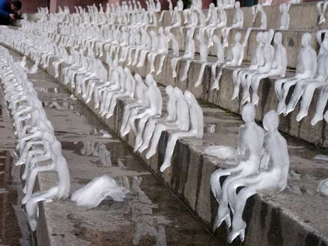 Army of Melting Ice Sculptures – Fubiz™ #ice #sculpture #art