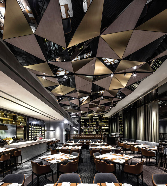 Hong-Kong #Restaurant by Kokaistudios