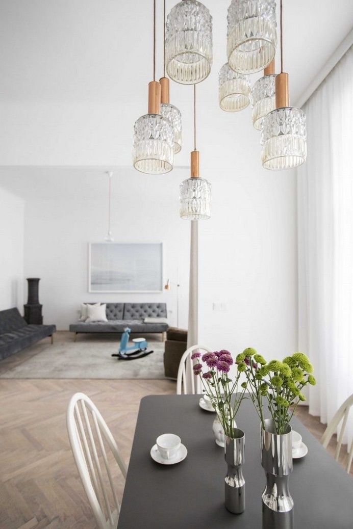 Old Classic Viennese Apartment Modernized and Refurbished by Destilat 3