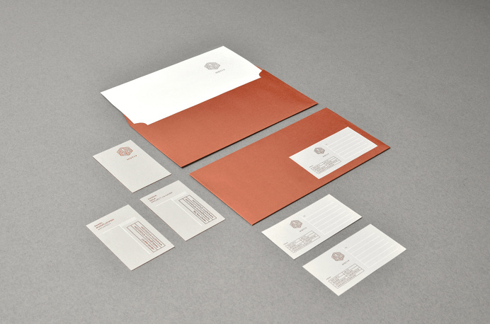 motiv studio design agency branding modern copper business card painted edges design inspiration designblog inspiration www.mindsparklemag.c