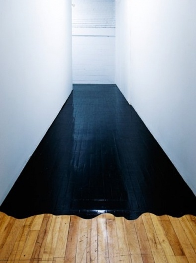 DÎ›RKSHÎ›PES #paint #color #hall #wood floors