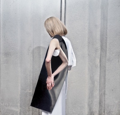 Yirantian Guo #fashion #photography #geometry #b&w