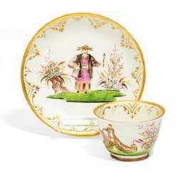 Kopp and lower shell with Chinoiserien. Meissen #Sets #Teasets #Porcelainsets #Antiqueplates #Plates #Wallplates #Figures #Porcelainfigurines #porcelain
