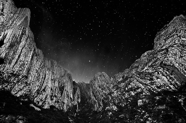Black and White Photography by Nydia Lilian #inspiration #white #black #photography #and