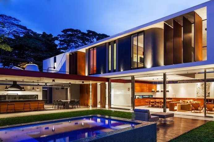 An imposing Example of Modern Brazilian Architecture: Planalto House #architecture #modern