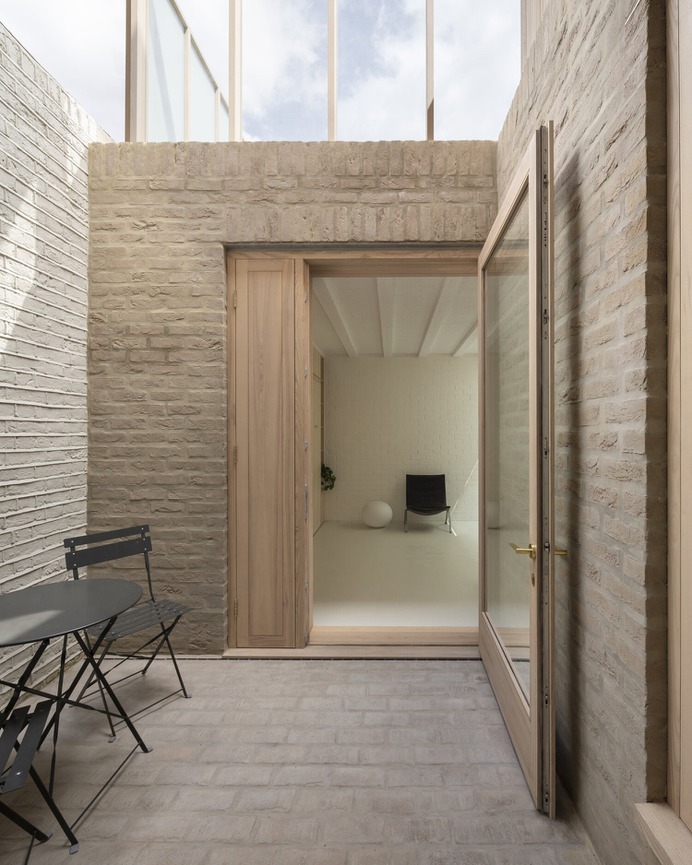 Harrow Road by O'Sullivan Skoufoglou Architects