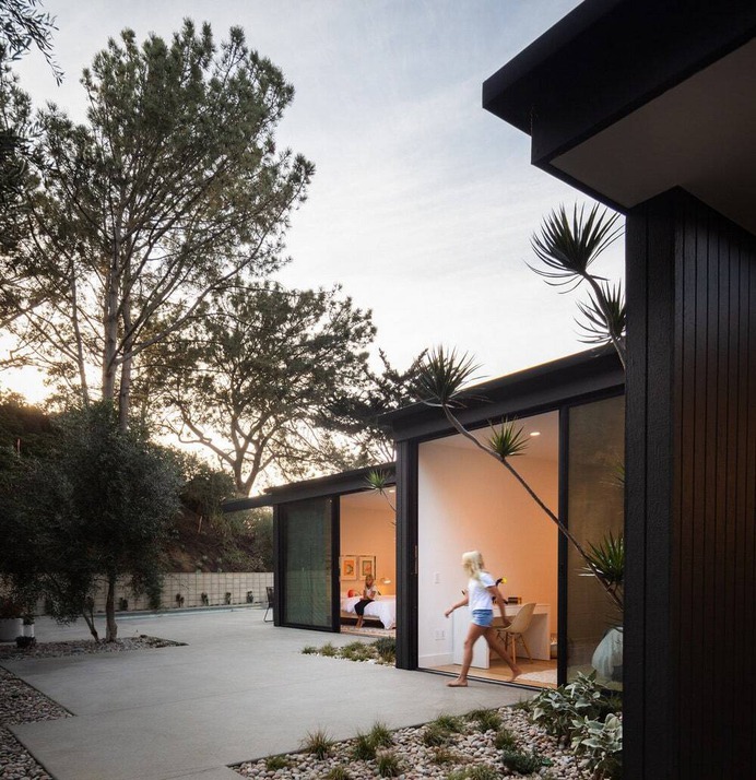 Crosby House by Nakhshab Development and Design