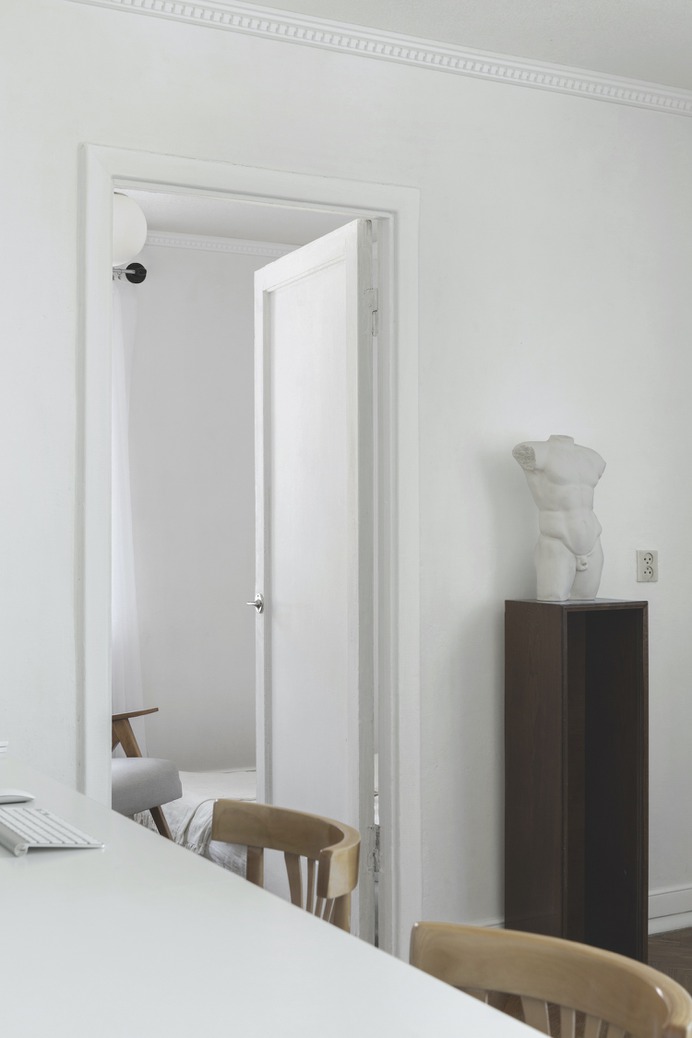 Two Rooms by Third Wave Architects